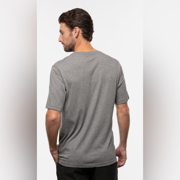 Travis Mathew’s TRAIL MAGIC TEE - Picture 3 of 9